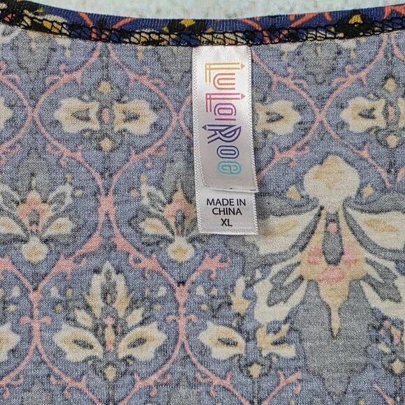 LuLaRoe XL Blue Yellow Floral Geometric Classic Tee - Picture 4 of 6